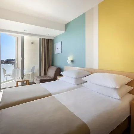 Aminess Maestral Hotell