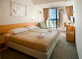 Aminess Vival Maestral 호텔