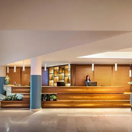 Aminess Vival Maestral Hotel